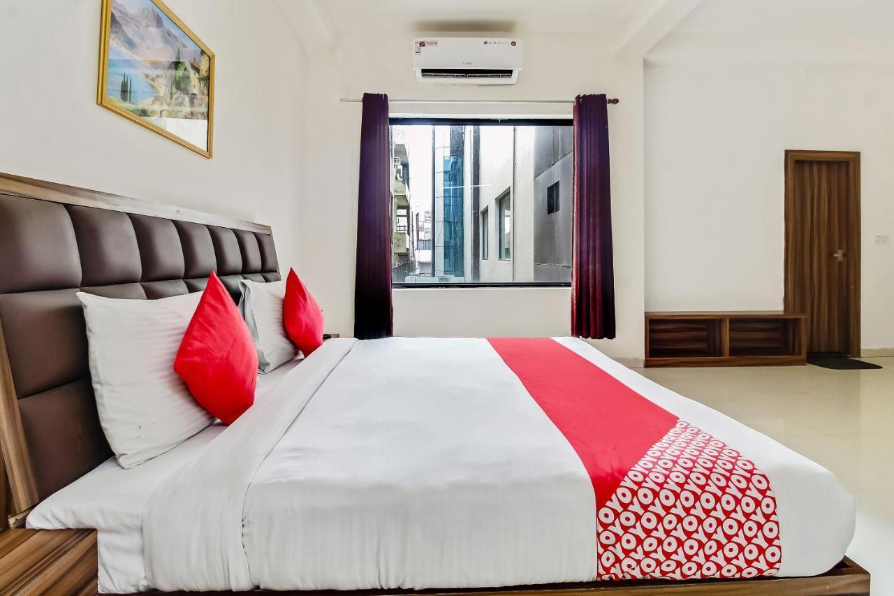 Oyo 10213 Hotel Panache Mathura Eksteriør billede