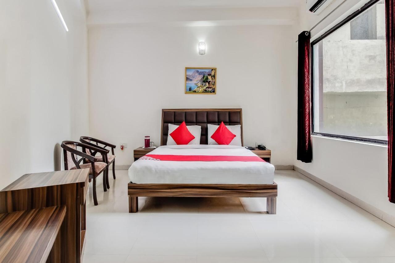 Oyo 10213 Hotel Panache Mathura Eksteriør billede